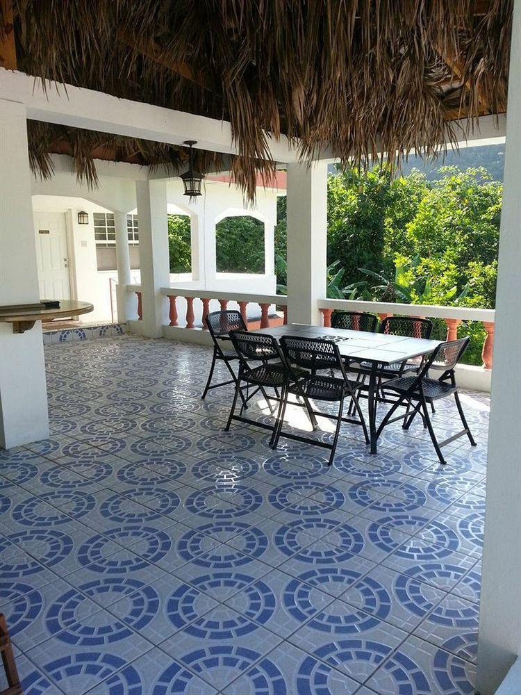 Polish Princess Guest House Port Antonio Bagian luar foto