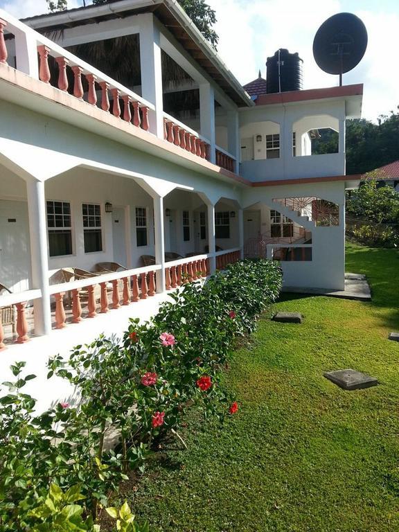 Polish Princess Guest House Port Antonio Bagian luar foto